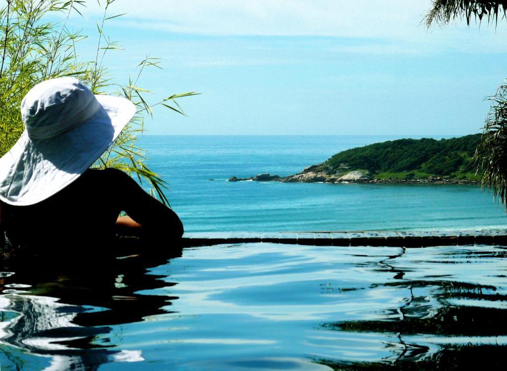 Quinta Do Bucanero Hotel Praia do Rosa Ngoại thất bức ảnh